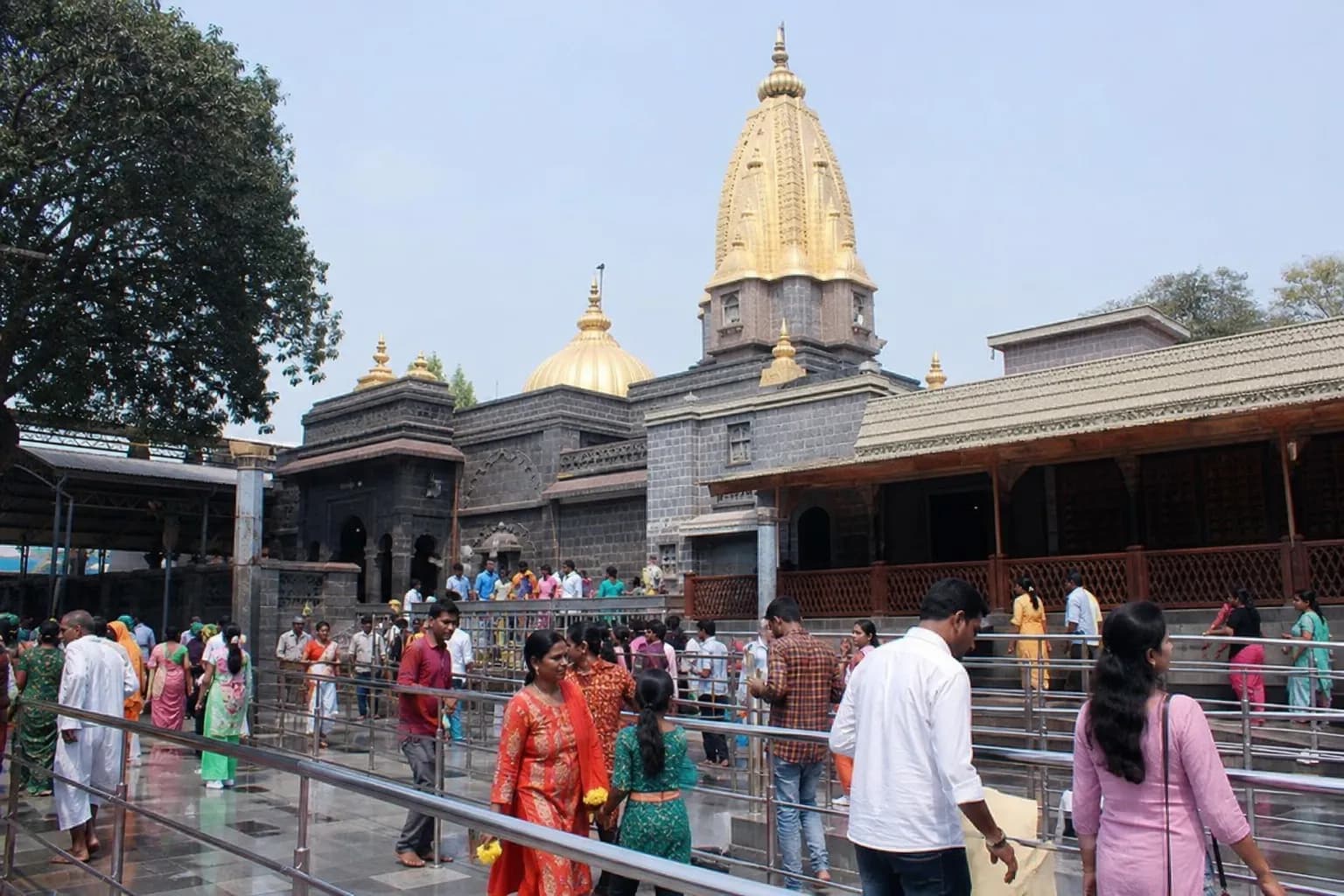 Mumbai to Shirdi cab Mumbai to Shirdi cab